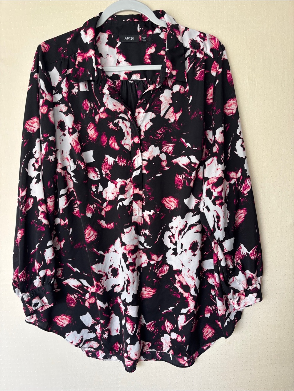 Apt. 9 Black Floral Button-Front Blouse with Pink & White Accents